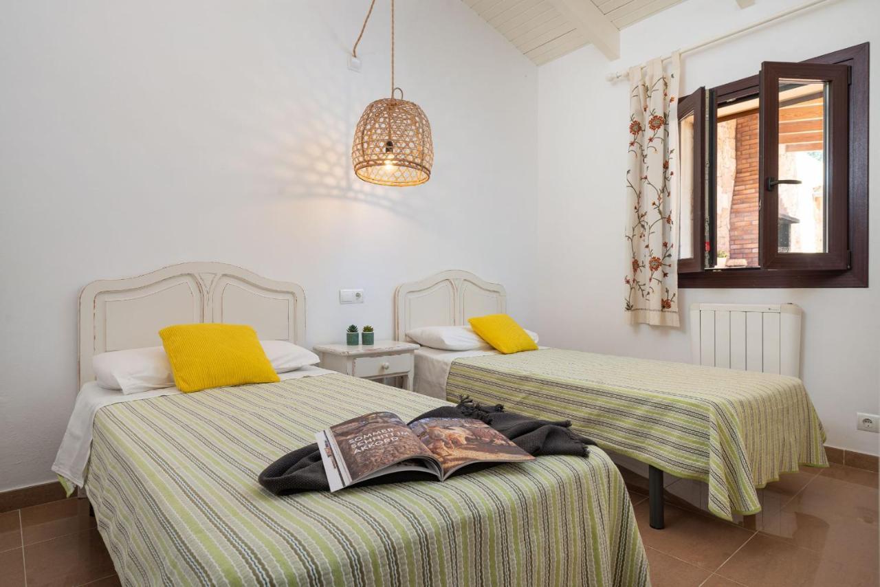 Sa Cova - Alcudia Villa Bagian luar foto
